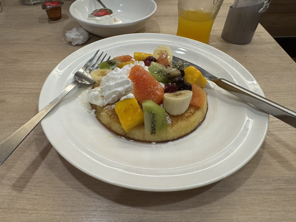 Furusense_168's tweet photo. パンケーキ！ https://t.co/rlHgwyWn9l