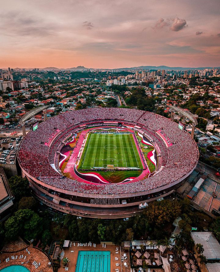 somosaopaulinos's tweet photo. Hoje, o Morumbi completa 66 anos!

✅ Estádio nosso e pago
✅ Casa do maior campeão Mundial do Brasil 
✅ Palco de diversas vitórias e títulos do São Paulo

02/10/1960 🔴⚪⚫
📸 Drone do Dia https://t.co/YDZZFBXWHw