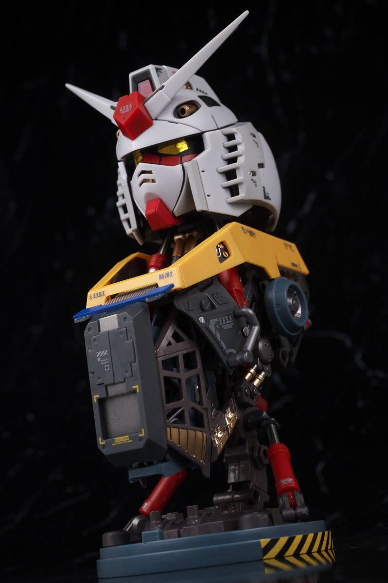 hacchaka999's tweet photo. EXCEED MODEL TRINITY RX-78-2 ガンダム レビュー
https://t.co/QRXEyFSeYd https://t.co/fN1mebCZWY