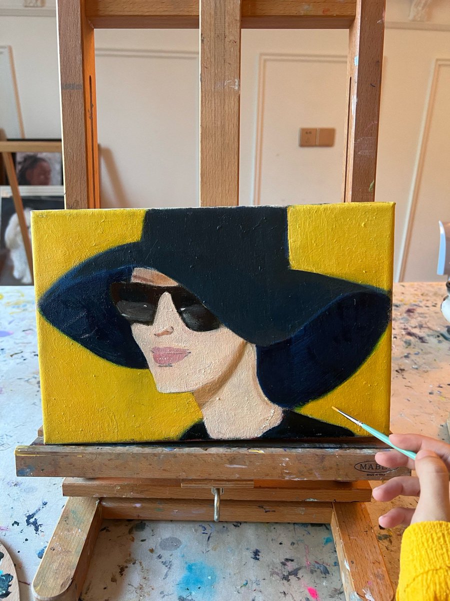 Shiloh0m's tweet photo. Explora el arte con una visita guiada al taller de un pintor local hoy: descubre pinceladas secretas y crea tu propio mini-arte! https://t.co/wQjIAzeuu5