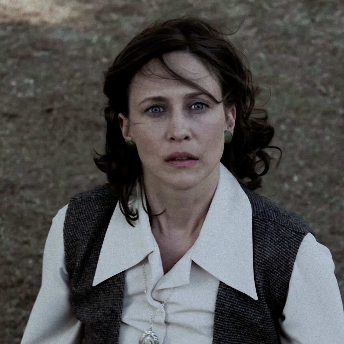 fcrmigaze's tweet photo. doing lorraine warren and norma bates in the same fucking year is crazy work. OH GODRA FARMIGA https://t.co/QdXnA8vTKO
