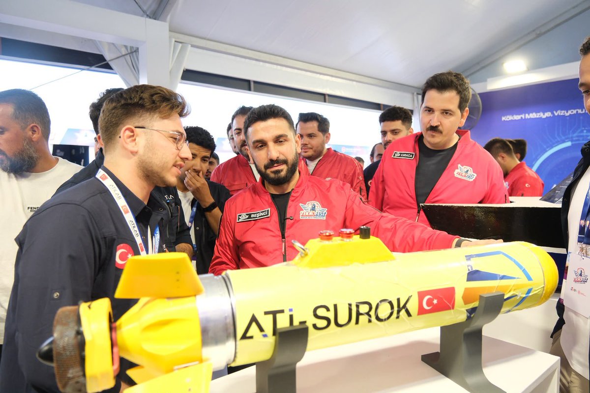 ibrahim_besinci's tweet photo. 📍TEKNOFEST | Şanlıurfa

Burada sadece teknoloji değil, Türkiye Yüzyılı sergileniyor!

TÜGVA İcathanelerimizde hayallerinin peşinden koşan gençler, yarının dünyasını inşa ediyor! 🦾🚀 https://t.co/PhIshUTgnD
