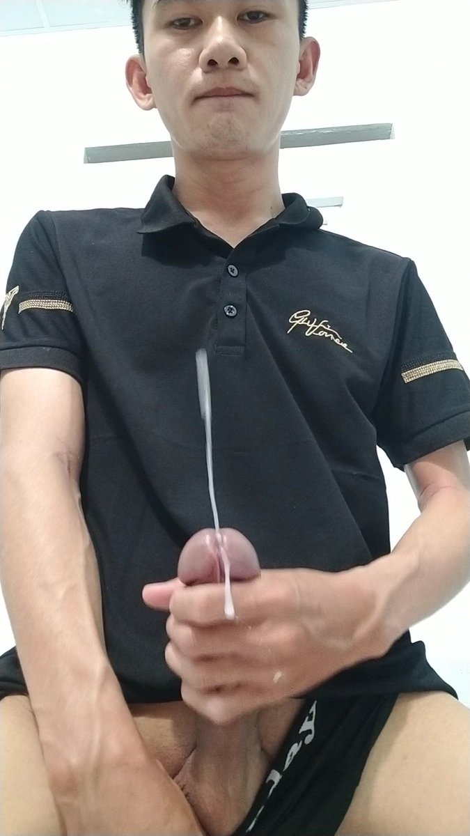 t_prro34412's tweet photo. bú cu , tinh trùng ngon🤤🤤 https://t.co/BVXMIShmCI