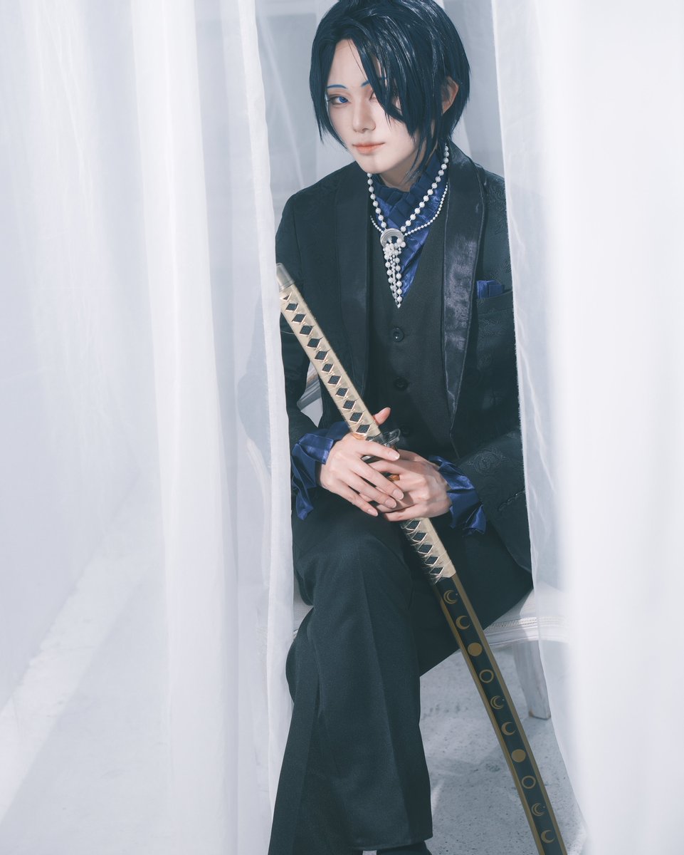 aneko777_777's tweet photo. cosplay/刀剣乱舞
三日月宗近 祝装

photo:@ark_nknk 
studio:@town_na https://t.co/iK6iSJuln6