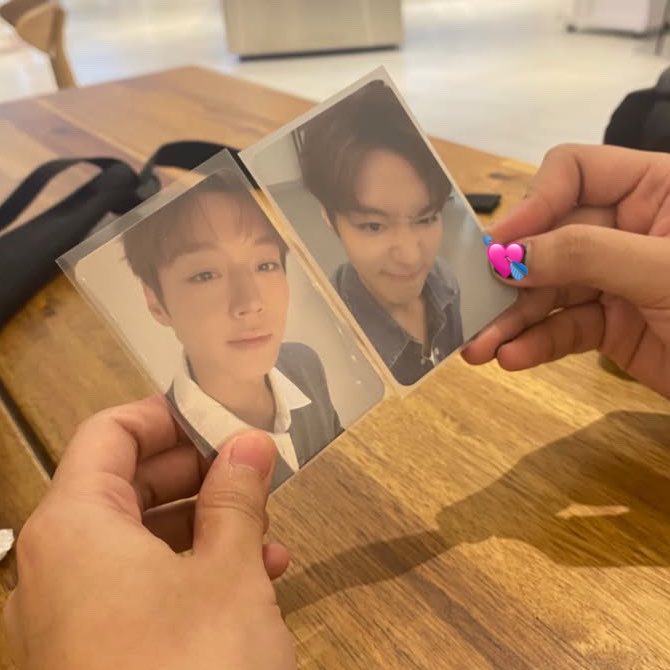 actjjihoon's tweet photo. traded some theventi pcs with ate @Beyond8991 !!! 4/5 yayyy~>< https://t.co/Na2JmGfQmf