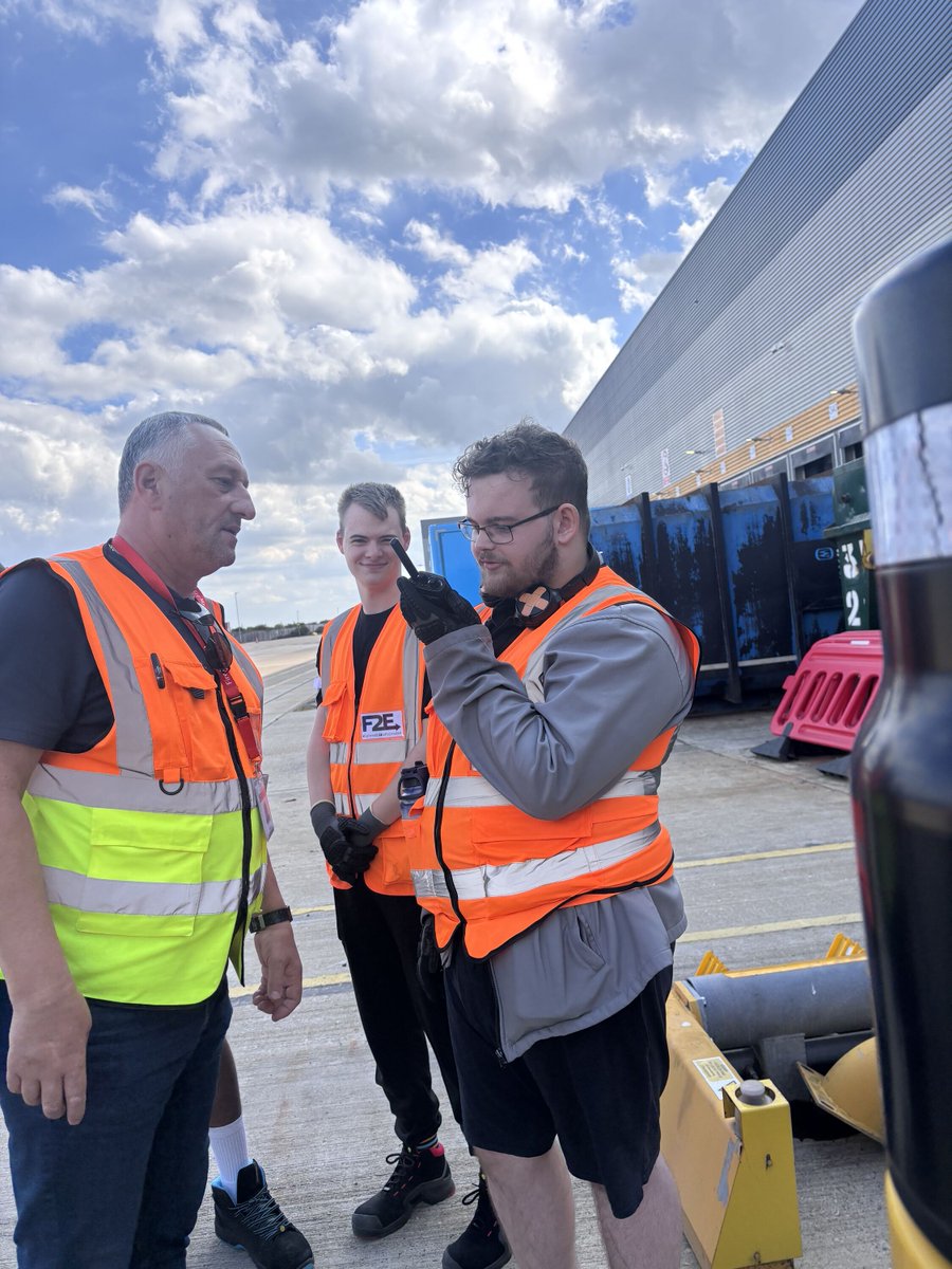 Forward2Employ's tweet photo. Our Supported Interns toured Amazon LCY8's yard, learning how products enters the warehouse, seeing electric lorries and chatting with yard marshals over the radio.

A visual fire evacuation demo helped make safety guidance accessible.

Thanks for the warm welcome! @AmazonUK https://t.co/CmtyU15NbF