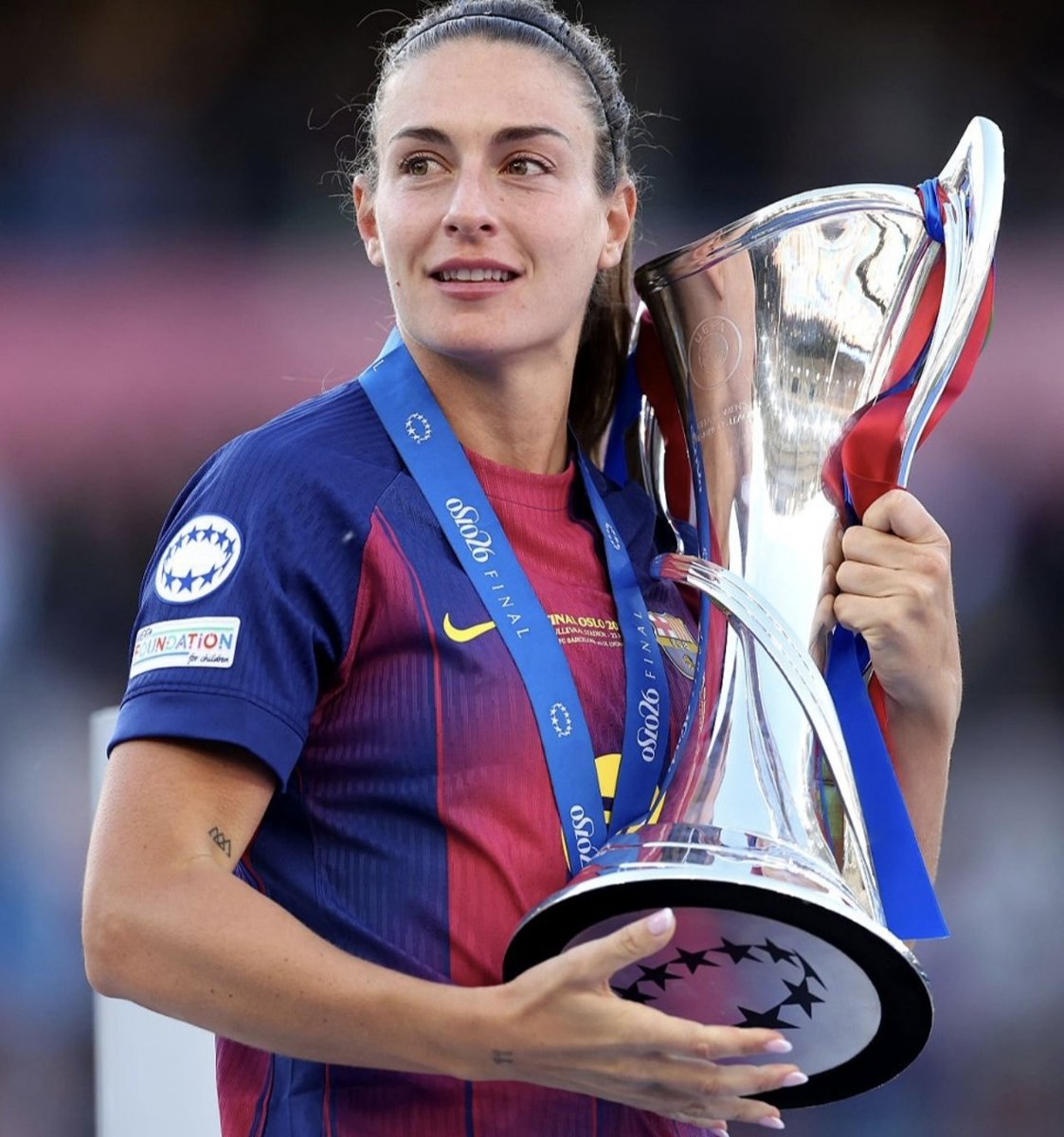mamenjmnz's tweet photo. Alexia Putellas y su relación con la Champions es otra historia.
Siendo la jugadora mejor valorada en dicha competición, Alexia sigue reinando en Europa y a nivel mundial 💅🏼 https://t.co/ooG9603w2F
