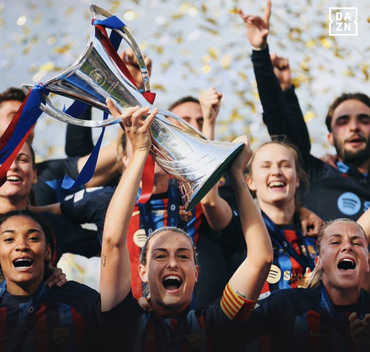 mamenjmnz's tweet photo. Alexia Putellas y su relación con la Champions es otra historia.
Siendo la jugadora mejor valorada en dicha competición, Alexia sigue reinando en Europa y a nivel mundial 💅🏼 https://t.co/ooG9603w2F