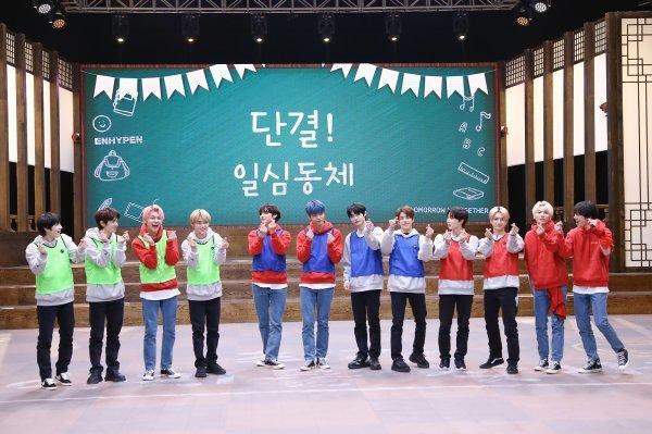 9_05nm's tweet photo. ซูบินพูดถึงรายการ ‘TXT&amp;EN- PLAYGROUND’ ด้วย ซูบินชื่นชมว่าอฮพพูดกันเก่งขึ้นนะ ย้อนไปรายการที่ถ่ายช่วงเดบิวต์ของอฮพ ตอนนั้นทีมโปรดักชั่นมาแอบกระซิบกับทีเร้กว่าให้พูดเยอะขึ้นหน่อย เพราะอฮพไม่ค่อยพูดเลย 

รายการสมัยอ้ายมาก พวกฮีโตขึ้นจริงๆ เดี๋ยวนี้ไปออกรายการพูดเก่งแล้ว🥹🥹🫳🏻 https://t.co/yGU5VA4KCK