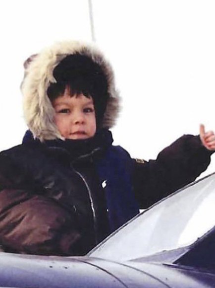 bononliciouss's tweet photo. a baby                                 STILL A BABY https://t.co/9my1wjdo6Y