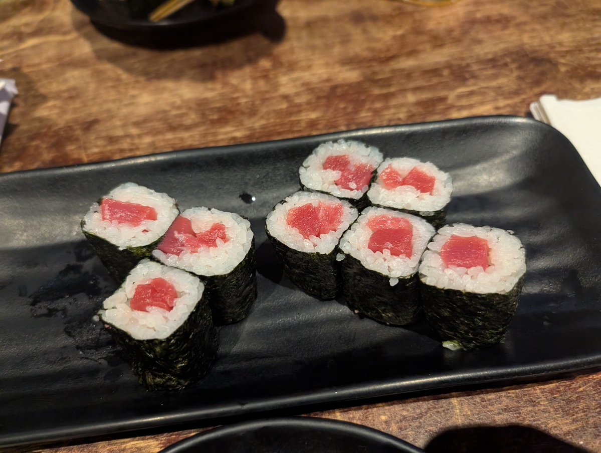 kawashin1's tweet photo. さっき松尾さんが紹介してたラスベガスに Izakaya-Go の写真をお送りします。これラスベガスの居酒屋なんですよ？

#fv_reinvent https://t.co/Im0fTCugsW