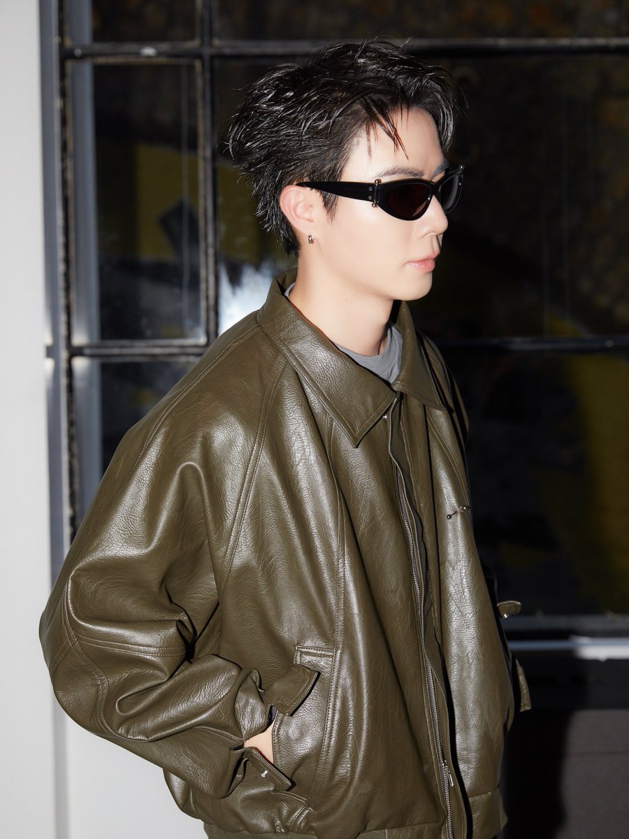 teamsupportzee's tweet photo. UPDATE📸
IG : zeepruk

Thank you once again for inviting me since last March. It was a meaningful time where I reconnected with familiar faces and learned so much from people who are truly passionate about fashion!

I look forward to meeting you again!

지난 3월 이후 또 한 번 초청해 주셔서 감사합니다. 반가운 분들도 뵙고 패션에 진심인 분들께 많은 것을 배울 수 있는 뜻깊은 시간이었습니다!

다시 또 뵙기를 기대하겠습니다!

ZEEPRUK PFW 2027
#ConceptKoreaXZeePruk
#BONBOM #ASPARAGUS
#KOCCA #ConceptKorea

@zee_pruk #ZeePruk