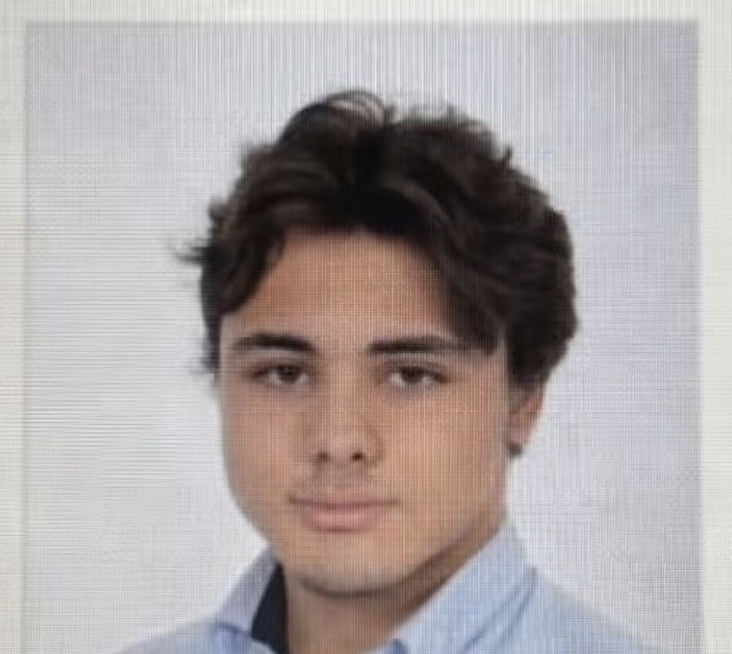 urth2p's tweet photo. one of the cornell rapi$ts umar matthew ingalls was in Dubai International Academy and his dad still teaches in AUD 😬 if anyone has pics of him share https://t.co/WhoTVM8ksO