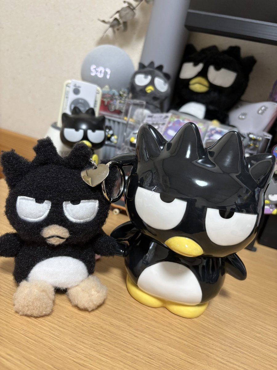 bintoro_7777's tweet photo. サンリオハウスでお迎えした
もけもけばつ丸くんと
ふとっちょマグカップばつ丸
かわちええ🥰🥰 https://t.co/HA6paHrlJs