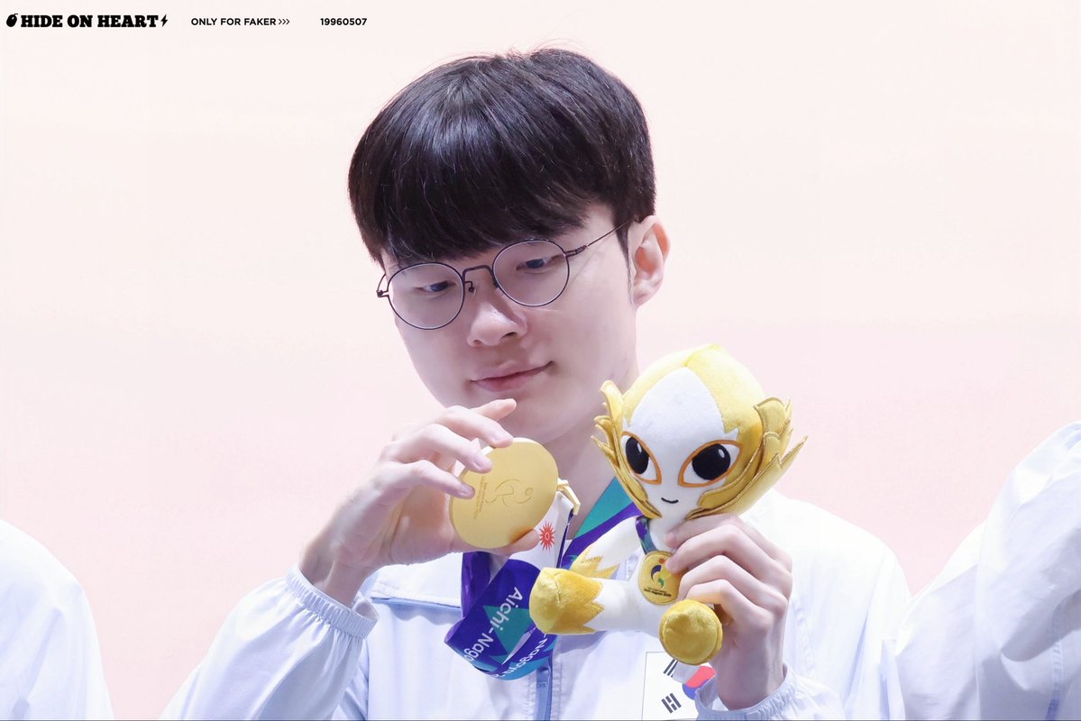 Hideonheart0507's tweet photo. FAKER

2026 ASIAN GAMES in Aichi Nagoya
🏅🏅

@faker #FAKER #페이커 #아시안게임 #대한민국이스포츠국가대표 #teamkoreaofesports https://t.co/4M0ybsySpT