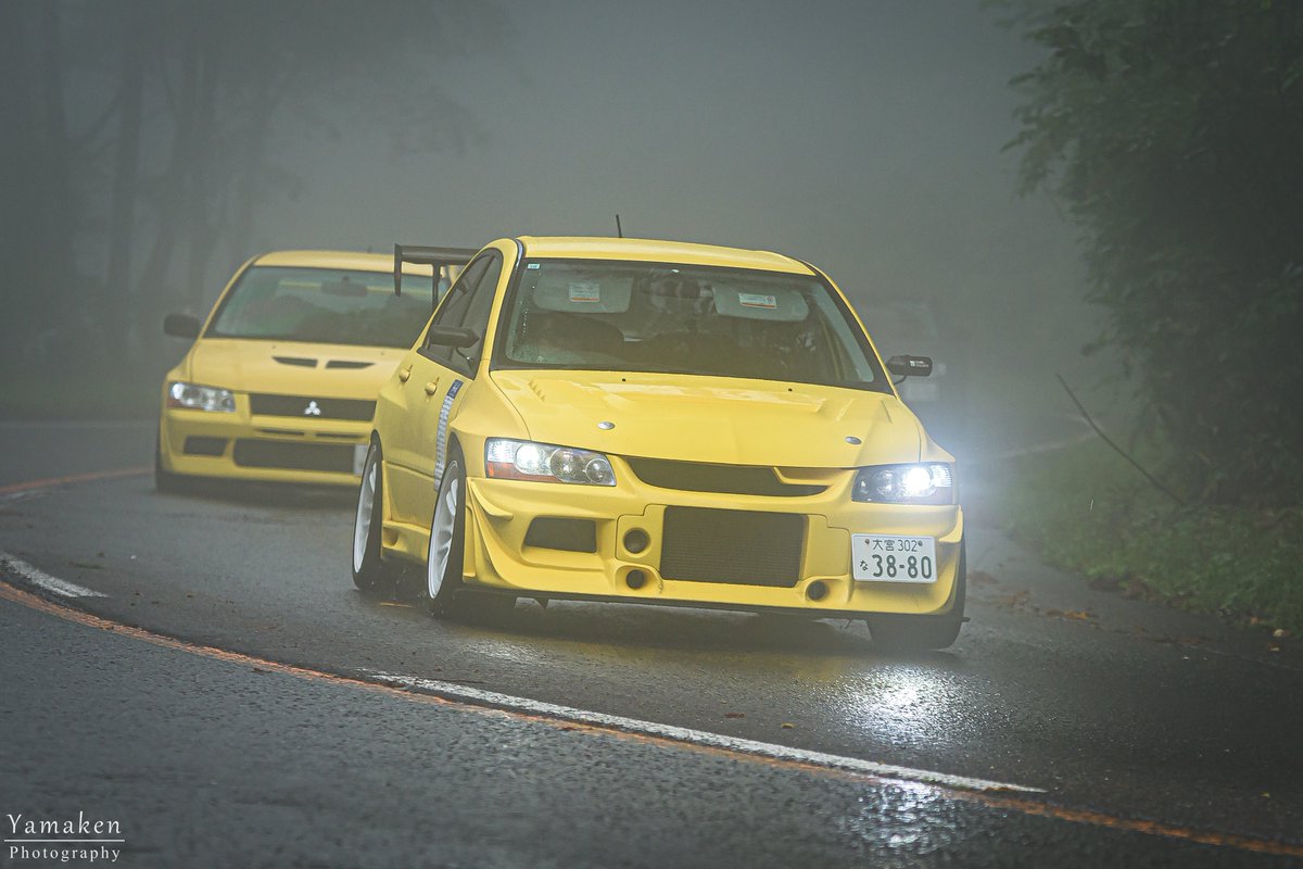 cz4a_yamaken's tweet photo. ※ダウンロードは右上･･･から｢ダウンロード｣で高画質で保存できます。

先日の志賀オフの写真です。
雨や霧、一瞬視界が開ける瞬間など、刻一刻と変わる天候の中で最大限車が映えるように撮り、仕上げてみました。
オフ会後の余韻も写真で楽しんで頂けますと幸いです。

https://t.co/4c0JjeFQA1 https://t.co/068RnhuJjH