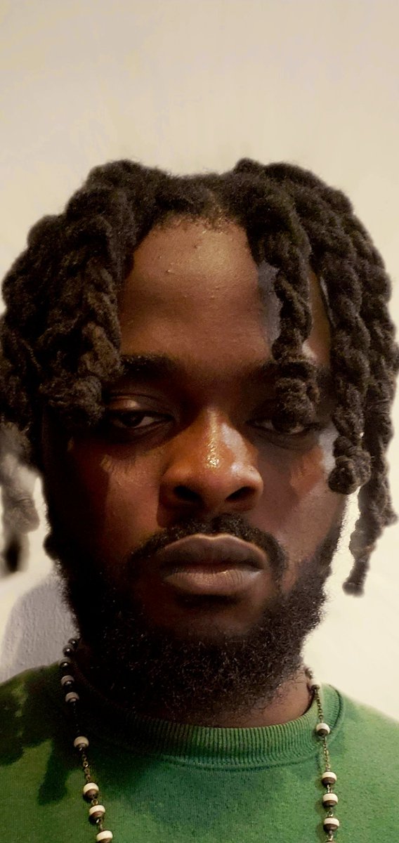Orchidthagreat's tweet photo. Do I look Fried or Not ?? https://t.co/4gCLzbschL