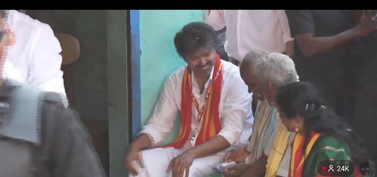NSSumithira's tweet photo. அண்ணன் 2026 Election டைம்ல
DMK இப்போ permission கொடுக்க மாட்றாங்க...

நான் வெற்றி பெற்றதும் ஒவ்வொரு கிராமம்... கிராமமா வருவேன்னு சொன்னாரு... இப்போ அதை செஞ்சிட்டு இருக்காரு ❤️ https://t.co/EJQy5xPAka