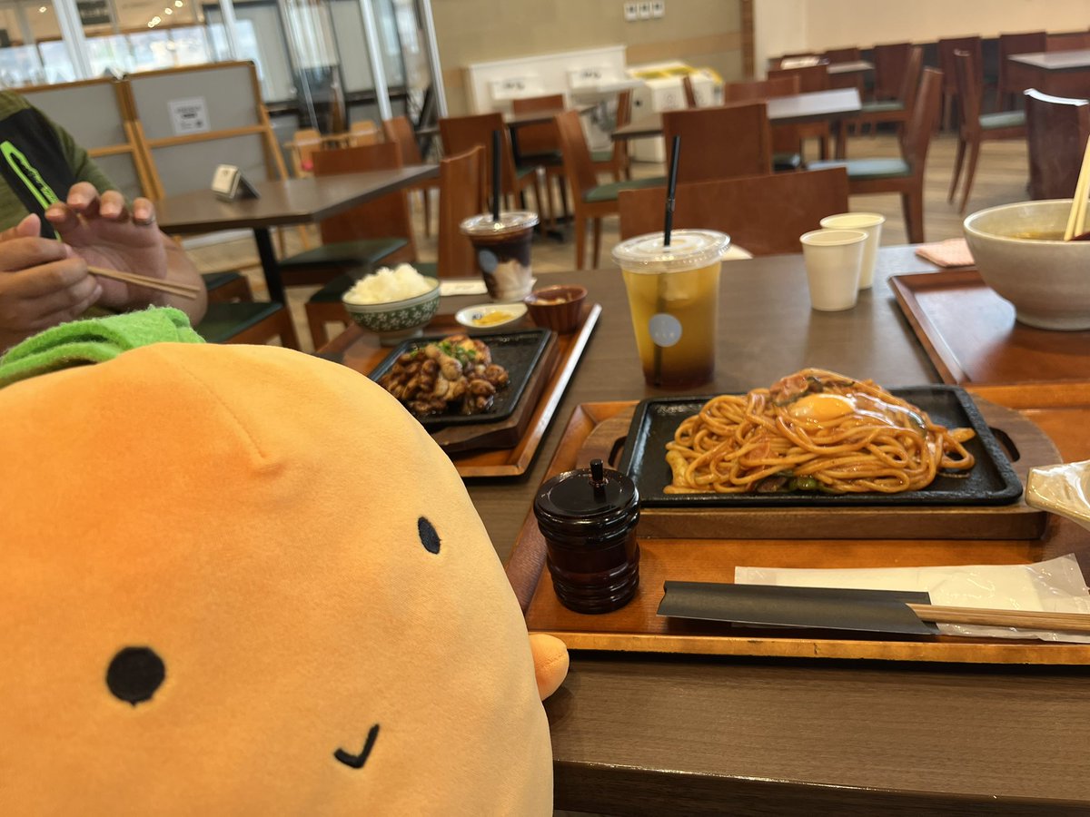 karoten_100's tweet photo. 9月も(ﾟ∀ﾟ)

おいしいモノを
たくさん食べました(°▽°)🥕

#9月を写真4枚で振り返る 
#焼肉 
#ふかひれラーメン
#ナポリタン
#黒部の月 
#クラフトビール
#道の駅 
#カロテン 🥕 https://t.co/vPgYqUMSWw