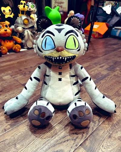 WhiteTigerDoll's tweet photo. Who got this prototype? i don't remember if there even was an auction for this one https://t.co/eYdaZDhatR