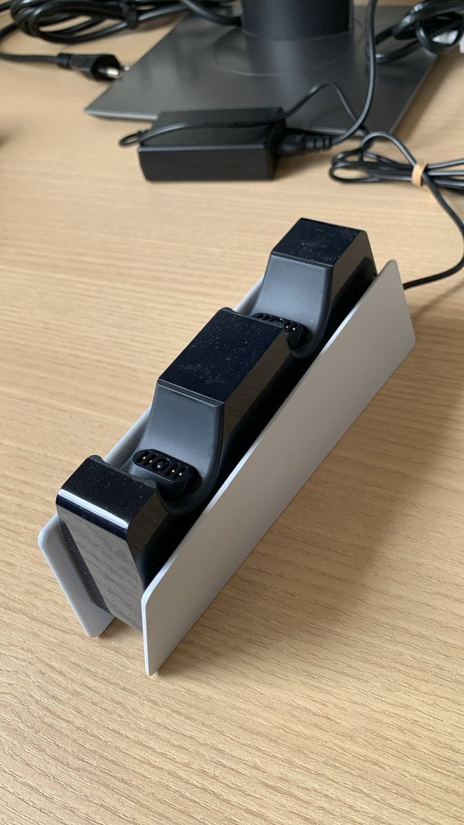 Mothers_Milk99's tweet photo. The dumbest purchase I’ve ever made was a PlayStation charging dock. 😭 https://t.co/RfaroGAqns