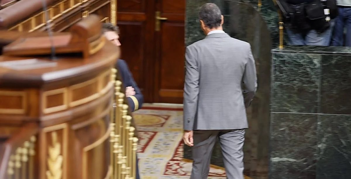 electodatos's tweet photo. ‼️🌹Pedro Sánchez ha abandonado el 🏛️Congreso de los Diputados y no se ha quedado a escuchar a 🍈Miriam Nogueras (Junts). https://t.co/PHDuaMIbgU