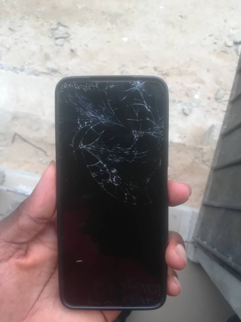 NabyA30511's tweet photo. @QueenTea__ @Investor_ruthh @IjewemenFortun2 @Fznation01 @Kelvinking_ @Bryan_Og2 @CableAnalyst @The_4thMan The money would help to add up to fix my device to help me be active and continue my journey 

Currently using a borrowed device 
Thank you so much everyone for the opportunity and God bless you immensely https://t.co/QEmuaaqlAX