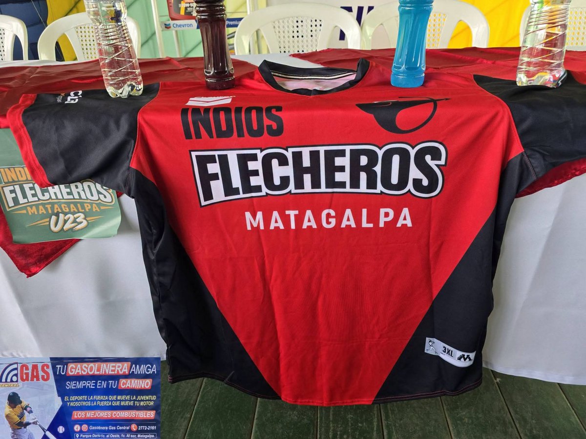 RJugada's tweet photo. ⚾️⚾️⚾️⚾️"La JugadaTV"⚾️⚾️⚾️⚾️
Matagalpa Nicaragua
Estadio Chales Solis

Entrega Uniformes Indios Flecheros GP U23 - 2026

Presentes Junta Directiva  Indios Flecheros , Autoridades Municipales , Medios de Comunicación e Invitados.

⚾️⚾️⚾️⚾️"La JugadaTV"⚾️⚾️⚾️⚾️ https://t.co/2CNDOmUW5x