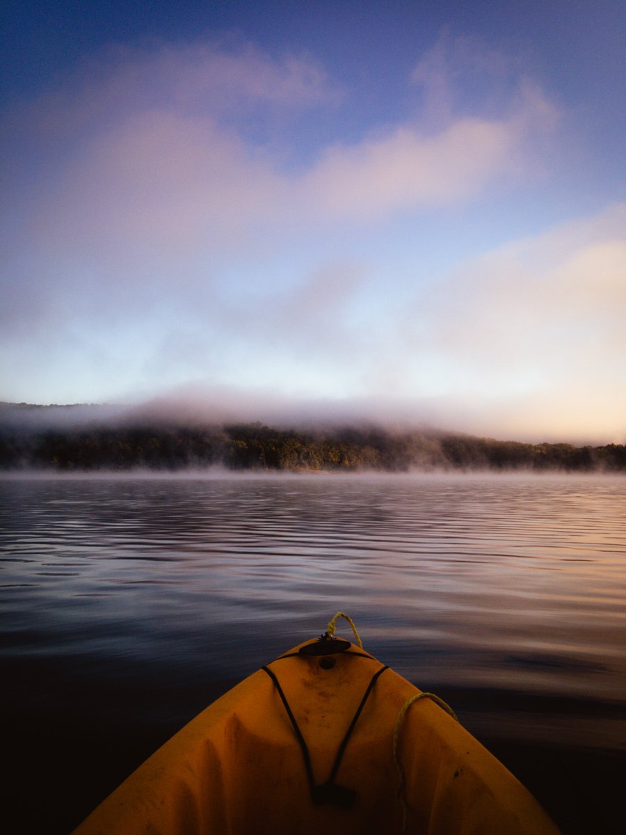 danielw's tweet photo. Morning Kayaking on Beaver Lake
A foggy morning on Beaver Lake. Took the kayak out for a short paddle.
📍 Arkansas · iPhone 6s Plus
📷 Captured October 2, 2016

#arkansas #kayaking #photography #photooftheday https://t.co/hDRNWNML39