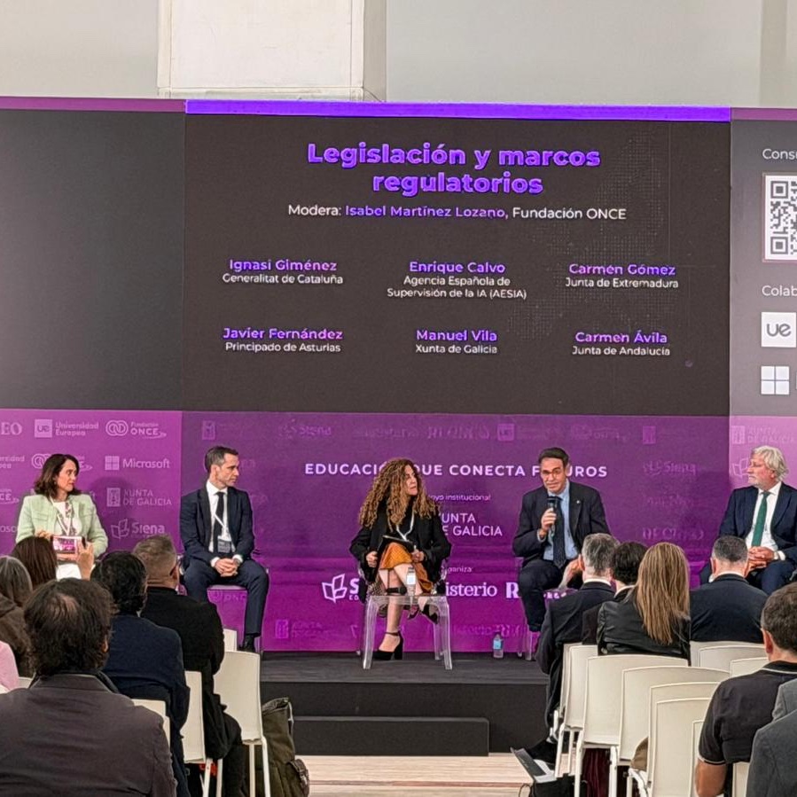 HumanAI_Tech's tweet photo. Nuestra Psicóloga y Coordinadora de proyectos de I+D ha representado a @HumanAI_Tech en el I Foro Europeo #EducaIA (Santiago de Compostela).
Sobre la mesa: el pensamiento crítico, competencia clave en la era de la IA. Medirlo para acompañarlo. https://t.co/Hj3jlDB2IM