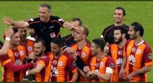 AmalAsgarov1's tweet photo. @barisozdemirgs Yapımız 🤣🤣🤣 https://t.co/GwHXDNdD8Y