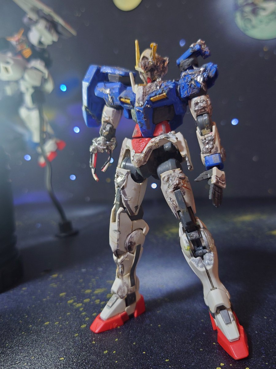 Hhs9Ww's tweet photo. 当時安かったから結構ボロボロにできましたが、今のプラモの値段でここまでボロボロにする勇気はありません😮 https://t.co/qWwWiryAMj