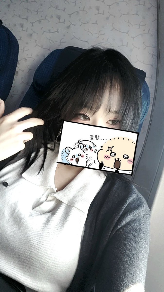 rakk_0727's tweet photo. 계속 추천으로 떴다 오빠 뜨는 여자 어떤데 https://t.co/9UmEf8JJIq
