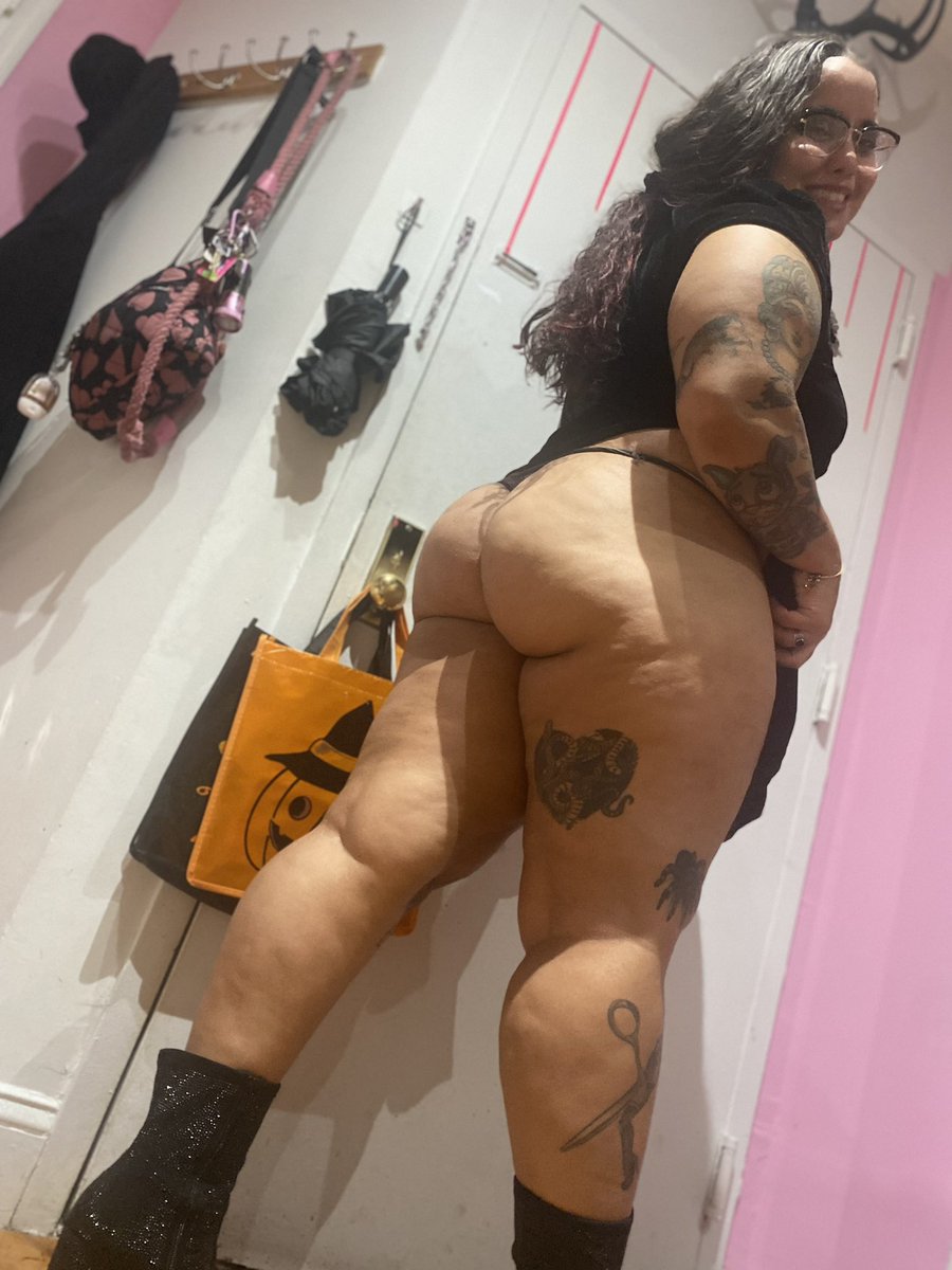 BratsCheeks tweet picture