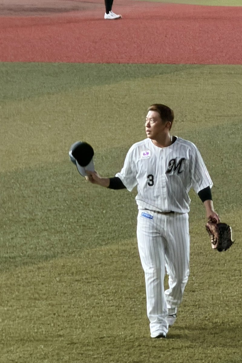 CLM1600's tweet photo. ライト角中！
#chibalotte https://t.co/VHgSlScQqz
