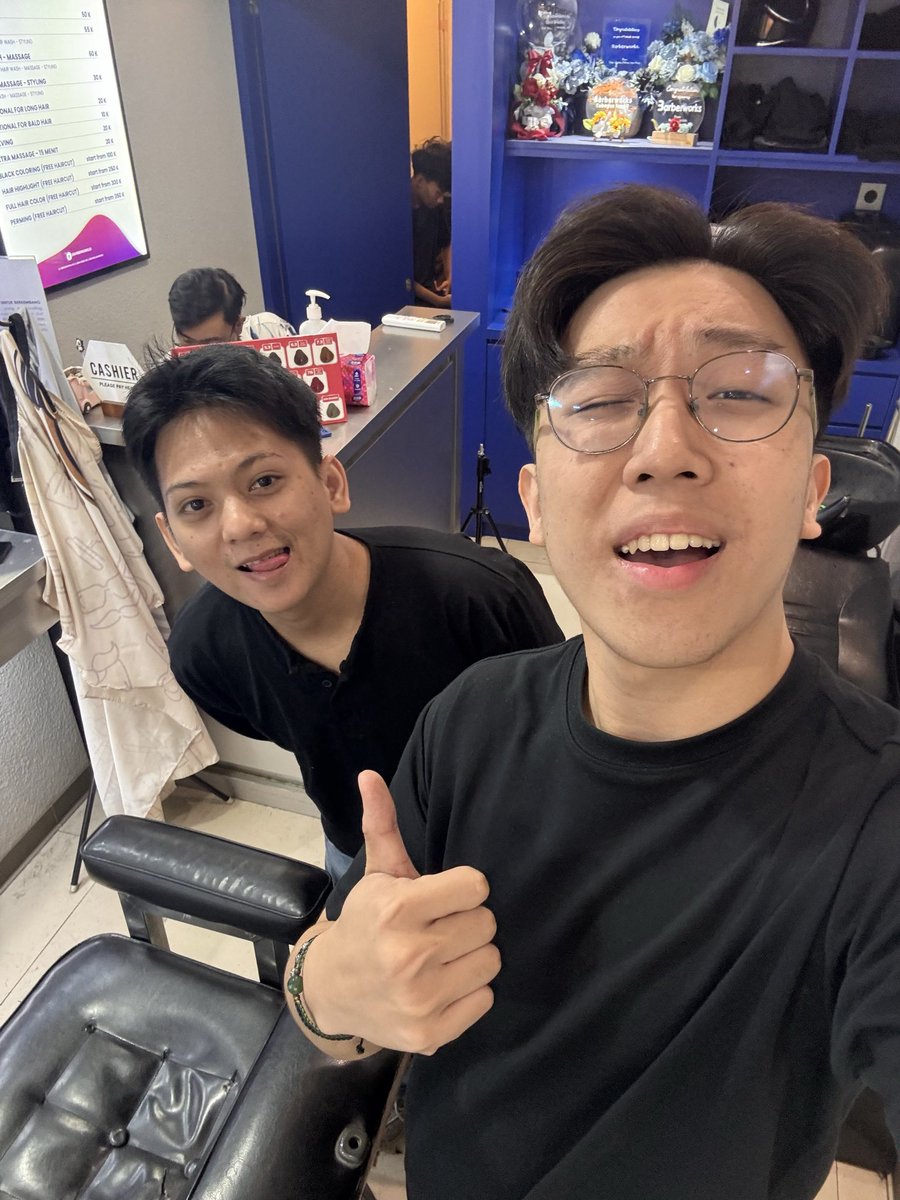 pannaasmara's tweet photo. best barber OAT dah + dpt disc 50% LFG https://t.co/tfNuYjrvKe