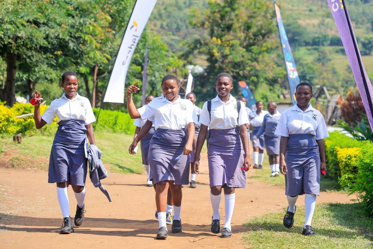 EnabelinUganda's tweet photo. Every girl deserves to learn with dignity.

Together with @reachahand, we are bringing 300+ students from 20 schools in Kasese district to participate in the "It's brave girls: undo the taboo" festival as part of the world menstrual hygiene celebrations.

Over the past 2 years, our efforts across the regions have:

✅ Sensitised more than 45,000 adolescents on menstrual health and hygiene
✅ Provided close to 35,000 girls with sanitary pads
✅ Reached almost 30,000 secondary school girls and about 5,500 girls in communities

These numbers represent girls attending class with confidence, speaking openly about menstrual health and accessing what they need to thrive.

As we continue to challenge harmful myths and break the silence surrounding menstruation, we invite you to be part of the conversation.

🎥 Watch the live stream here: https://t.co/LELc8sli8y

All this has been possible with funding from Belgium and @EUinUG. #EnablingChange
