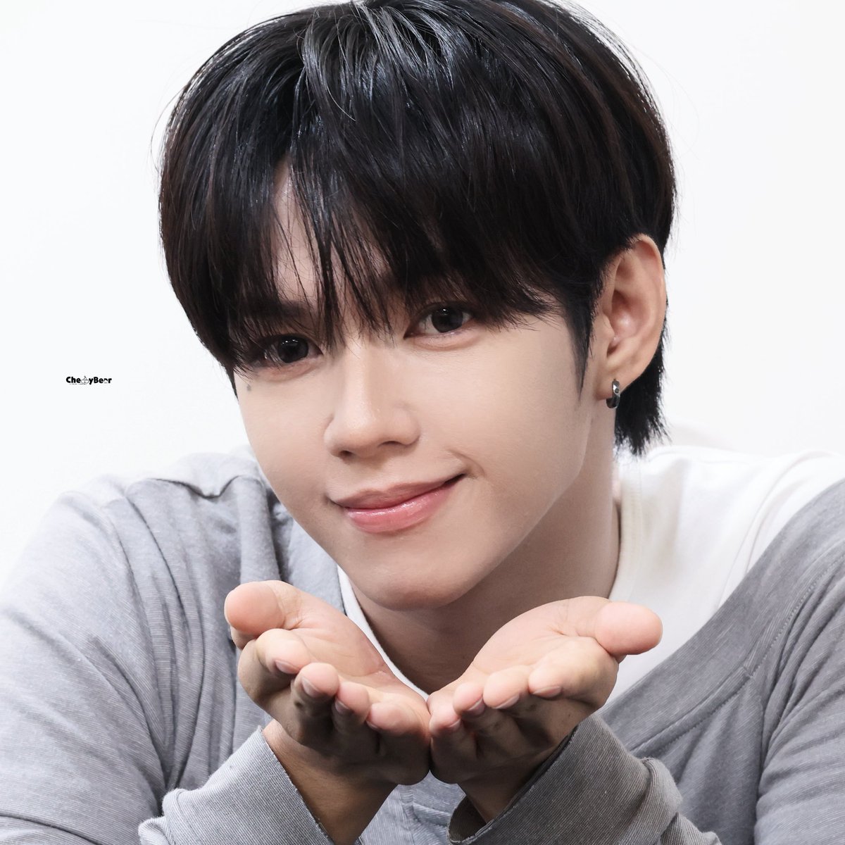 CherryBear679's tweet photo. #아홉 #AHOF
#JL #제이엘

261002🤲🏻🩶 https://t.co/soOLl5wtaa