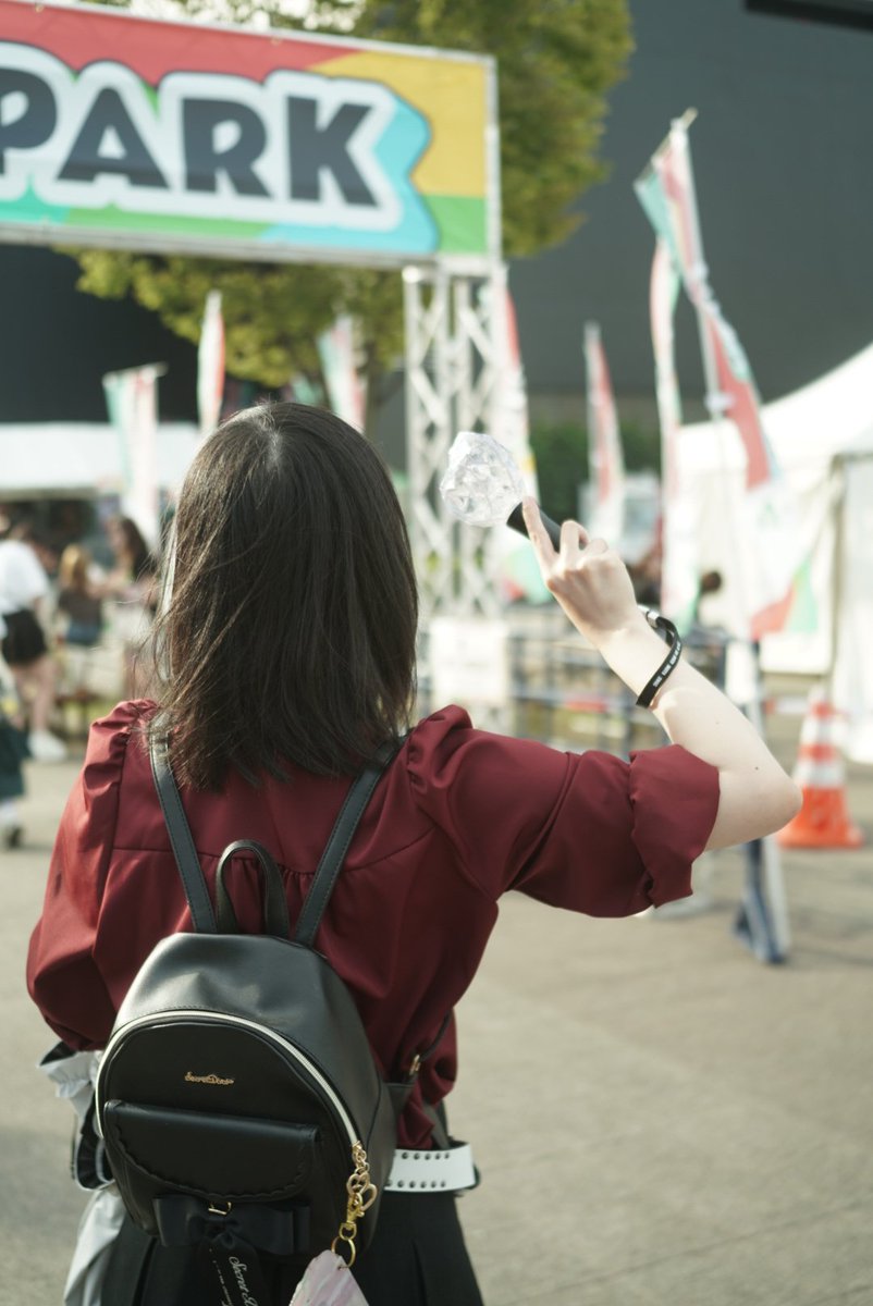 KiraraTwinkle13's tweet photo. 既出……？？
ワンエンのライブ、チケ取れなかったけどペンラ買えた！！ https://t.co/ZbfZ41yXr0