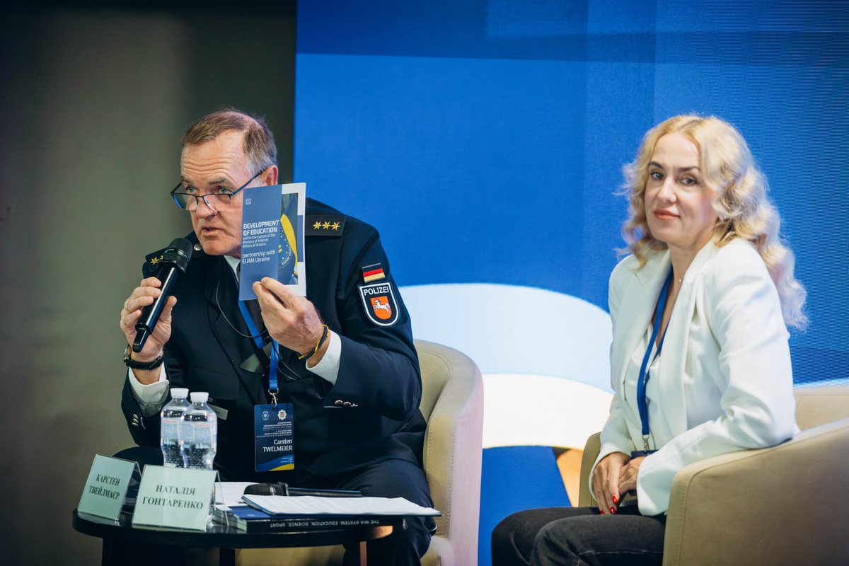 EUAM_Ukraine's tweet photo. How do we prepare Ukraine’s future officers for war and EU membership? At the Second @MVS_UA Education Forum, partners discussed wartime lessons and European standards. EUAM will continue supporting their training, as today’s cadets will put reforms into practice. 🇪🇺🇺🇦 https://t.co/mkxgOpwIFy