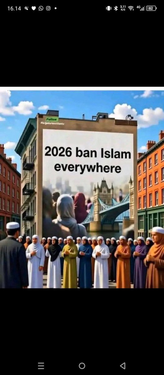 Vites352195's tweet photo. @DarylMa61153184 @Miley__Joy Very much so. 
By the way, who is dressed like Omar never arrived in the western civilization.
When does america wake up and ban islam?
The whole problem is caused by sick, woke liberals like AOC, Bernie, Omar, ...! https://t.co/OCfqxvOSTM