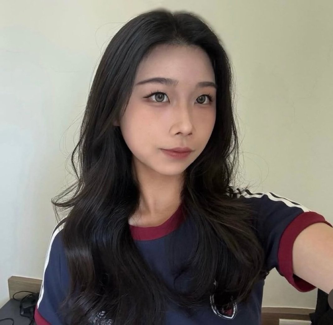 Ngwiij3np's tweet photo. 有大大的哥哥嗎👀 https://t.co/huZlHMy2Fm