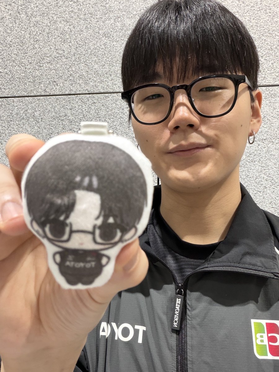 l3RNRZ's tweet photo. 베르나르가 둘 ⌒.⌒ʕᦏ https://t.co/TZ7P5Vb9MZ