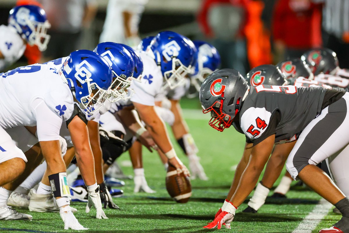 centralcatholic's tweet photo. ☘️🏈 CHAMPIONSHIP TRADITIONS COLLIDE!!! 🏈☘️
Two storied programs. Two proud traditions. 17 combined state championships.
🏆 @ToledoCCHS_FB — 6
🏆 @DCCfootball — 11
Saturday, another chapter is written between these @CHSL1926 powers!!!
Tradition. Pride. Championship pedigree — GO IRISH!!! ☘️💚