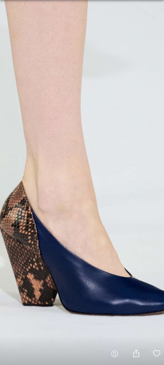 rrtechfashion's tweet photo. dries van noten ss27| details https://t.co/zZddpuCoeX
