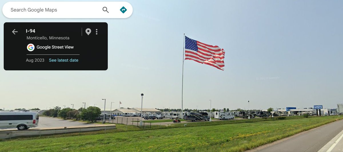 ElliotKeck's tweet photo. @MrHarryCole I drove past this one in Minnesota. At the bottom are American-size RVs for scale.

About the right size I'd say https://t.co/vm5KkOAY4x