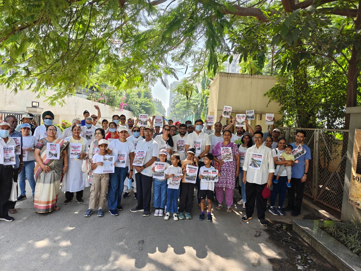 ChristinMP_'s tweet photo. Hundreds of residents of Haralur Road & surrounding areas in Kasavanahalli Ward 31 held a peaceful 'Walk for Better Haralur' on October 2, highlighting civic and infrastructure issues. 

Residents flagged irregular garbage collection, open waste burning, sewage overflows, choked drains, potholes, road bottlenecks and broken footpaths. They demanded time-bound action on roads, daily garbage collection, improved waste management, UGD connectivity, drainage & protection of lakes.
