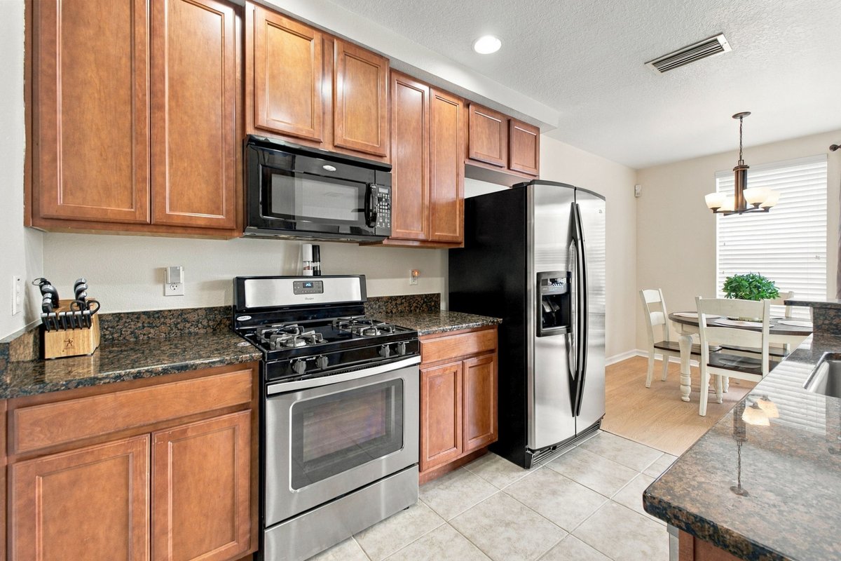 JustinBran25681's tweet photo. 🏡 JUST LISTED IN LONGLEAF!
📍 10645 Marsha Dr, New Port Richey, FL
💰 $339,900 | 3 Beds | 2.5 Baths | 2-Car Garage
✨ Mint condition
✨ New LVP &amp; carpet
✨ Updated kitchen
✨ Private courtyard
✨ Longleaf amenities
📲 727-207-4993

#JustListed #NewPortRichey #TampaBayRealEstate https://t.co/3bBl3memBI