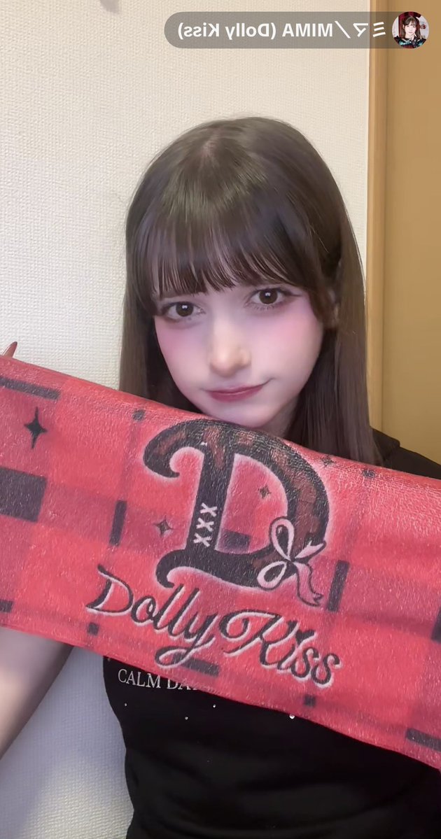 yubi_0118's tweet photo. ミマちゃん配信お疲れ様〜❣️

秋の味覚の話しが出てクリ🌰が思い出せなかったけどコメントで出て来てビックリしてたね‼︎クリだけにw

秋刀魚（サンマ）は食べた事あるかな？もしなければ美味しいから是非食べてみてね😉

本日からの3DAYSライブ楽しんでね🎶

おやすみま😴

＃ドリキス　＃ミマモール https://t.co/nsgGlYxnJ6