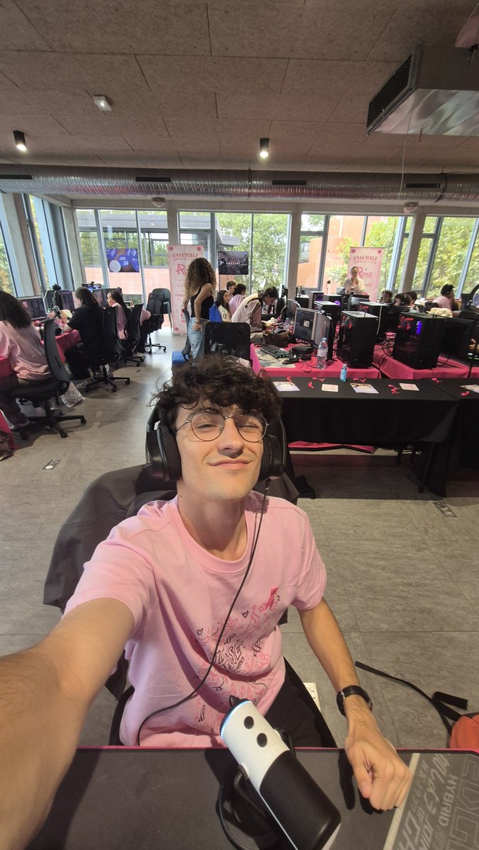 buster_0w's tweet photo. Le Rose Experience de @OservEsport c'est partiiiii 🩷🩷

Venez bourrer les dons! https://t.co/0MIPFX9ZuZ